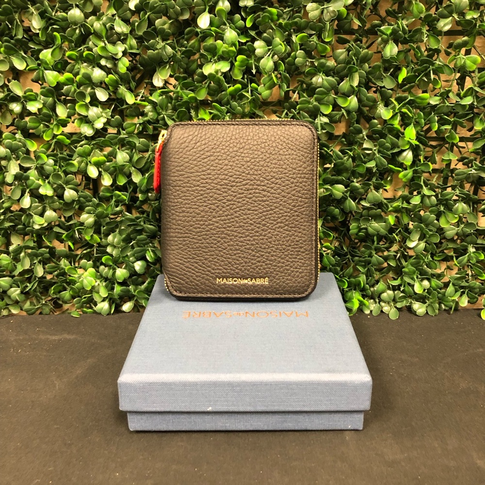 Maison de Sabre Small Leather Zip Around Wallet